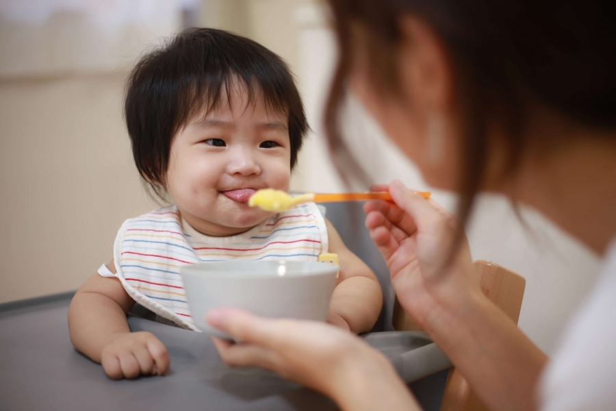 6 vấn đề ăn dặm phổ biến và cách hóa giải