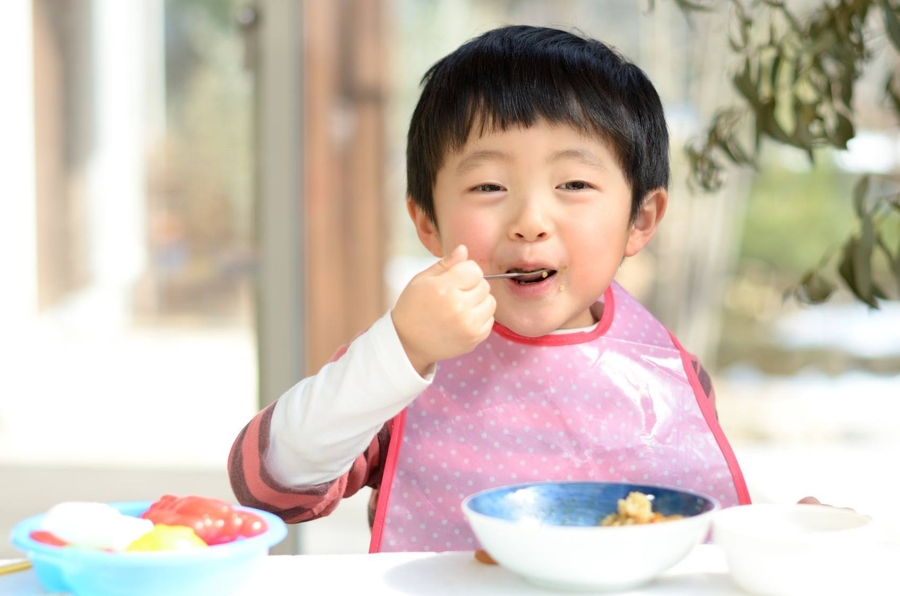 Bí quyết giúp con ‘cai’ cháo, ăn cơm ngon cùng cả nhà