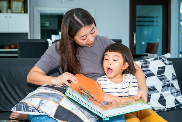 Mình kết nối với con nhờ sách như thế nào?
